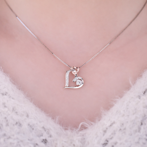 "Her Zaman Senin" Podwójne Serce Błyszczący Naszyjnik – Ponadczasowy Symbol Miłości, Zaręczyn i Nieskończoności | Idealny Prezent na Walentynki